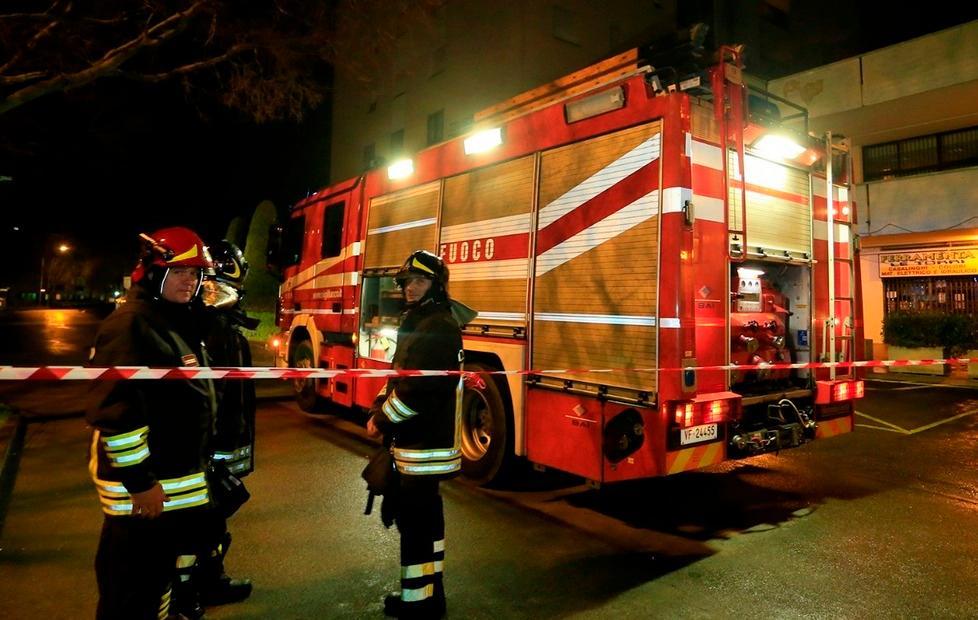 Allarme bomba in via Viterbo: intervento degli artificieri