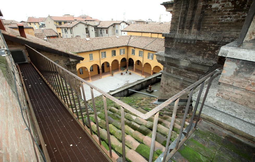 Sui tetti della Ghiara per scoprire i segreti di torre e “passetto” 