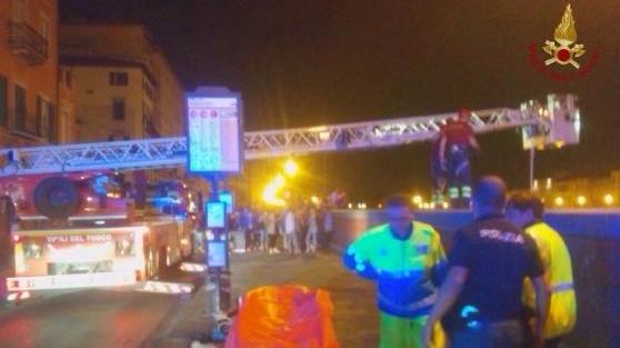 Un soccorso dopo la caduta dalle spallette (Foto d'archivio)