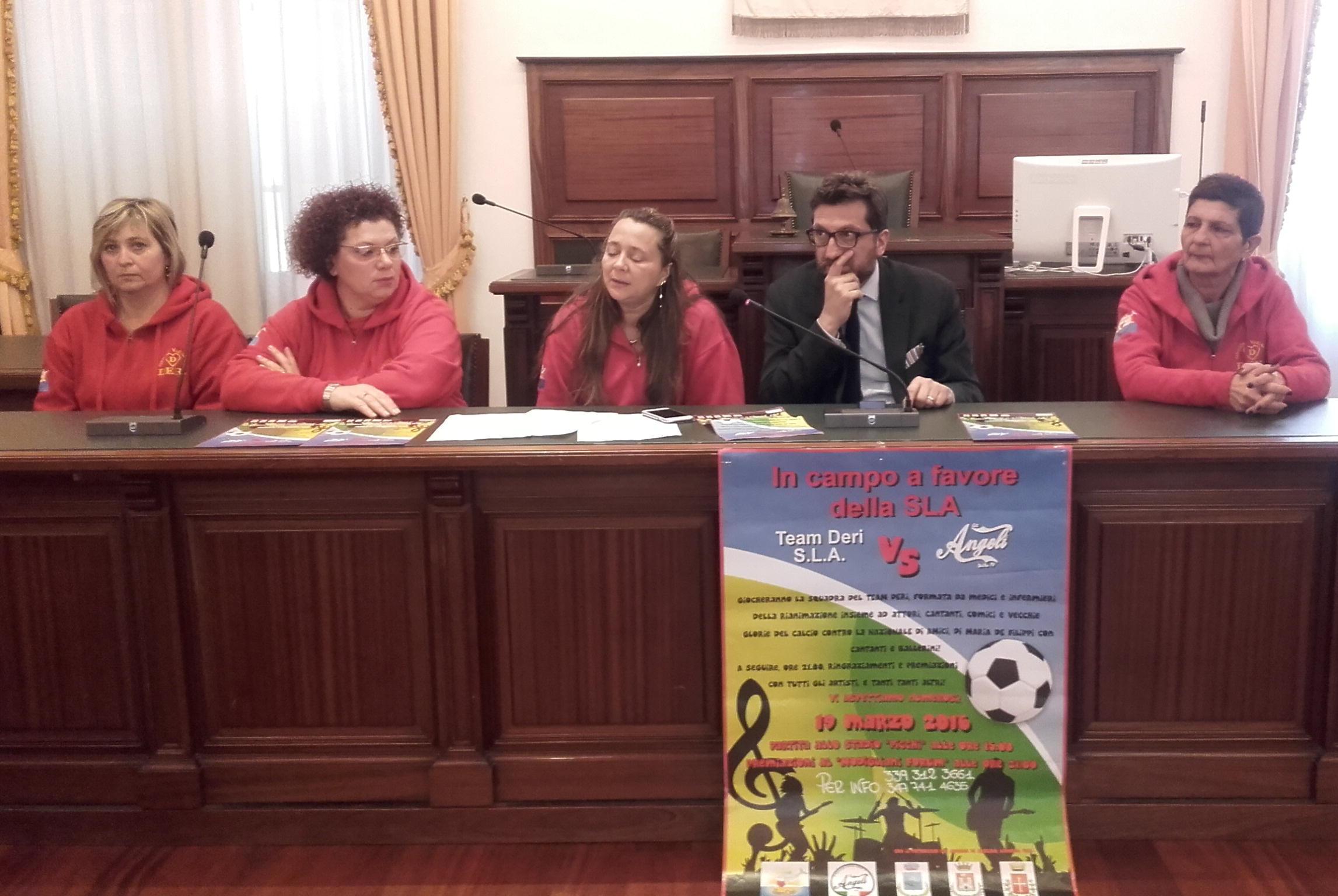 La presentazione della partita in comune a Cascina