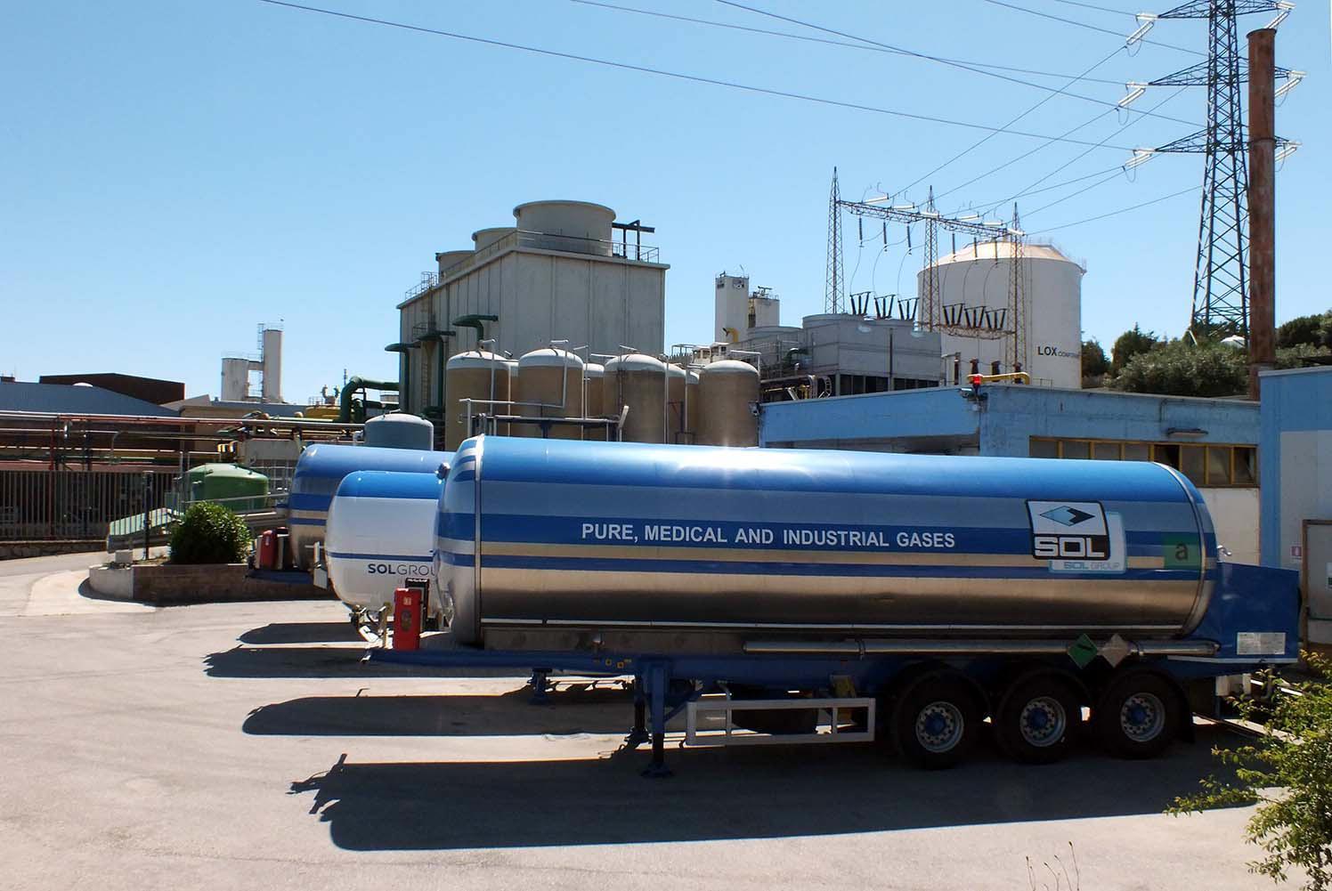 La fabbrica Sol a Piombino