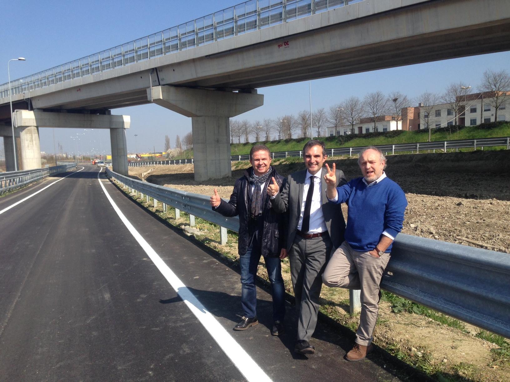 L'assessore Aldo Modonesi con il sindaco Tiziano Tagliani all'ulti sopralluogo prima dell'inaugurazione della tangenziale