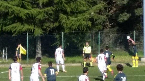 Cagliari segna e gestisce Il Milan delude le attese