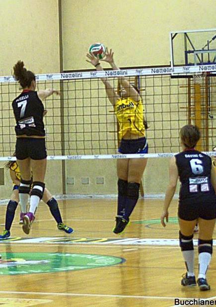 Volley femminile, le squadre lucchesi in cerca di riscatto 