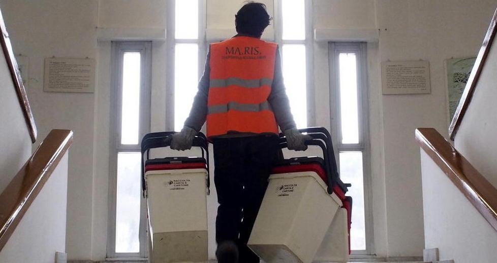 Circola volantino falso sulla raccolta differenziata 