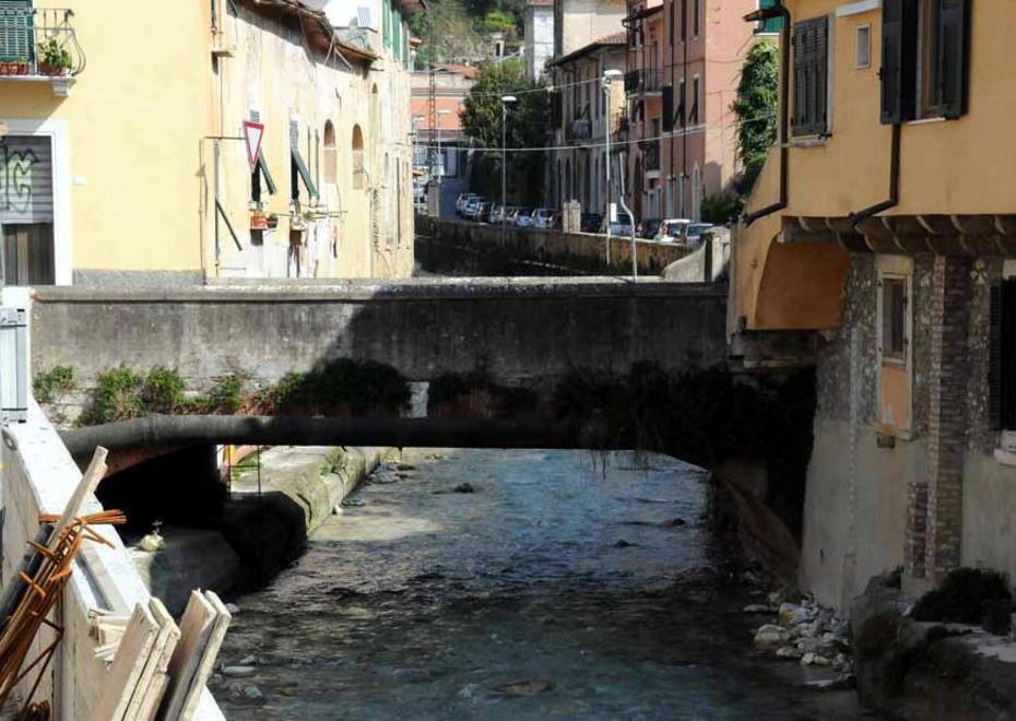 «Salviamo i ponti storici e “abbattiamo” i ravaneti»