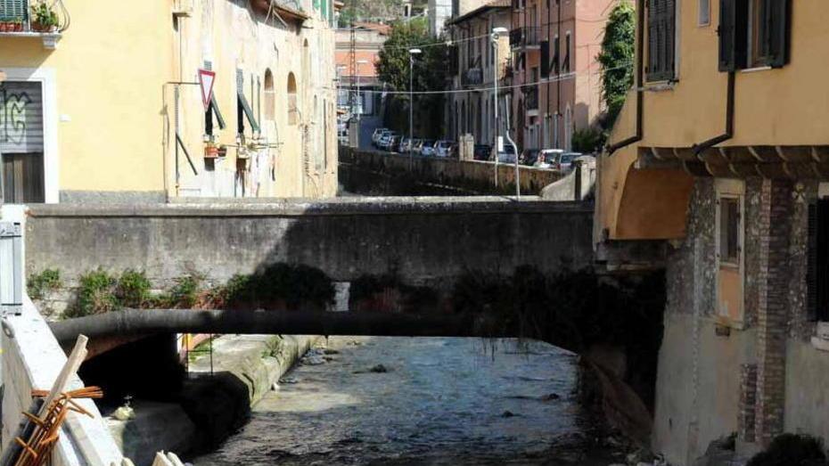 «Salviamo i ponti storici e “abbattiamo” i ravaneti»