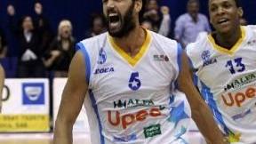 Basile tende la mano «Rispetto Sassari, conta solo il campo»