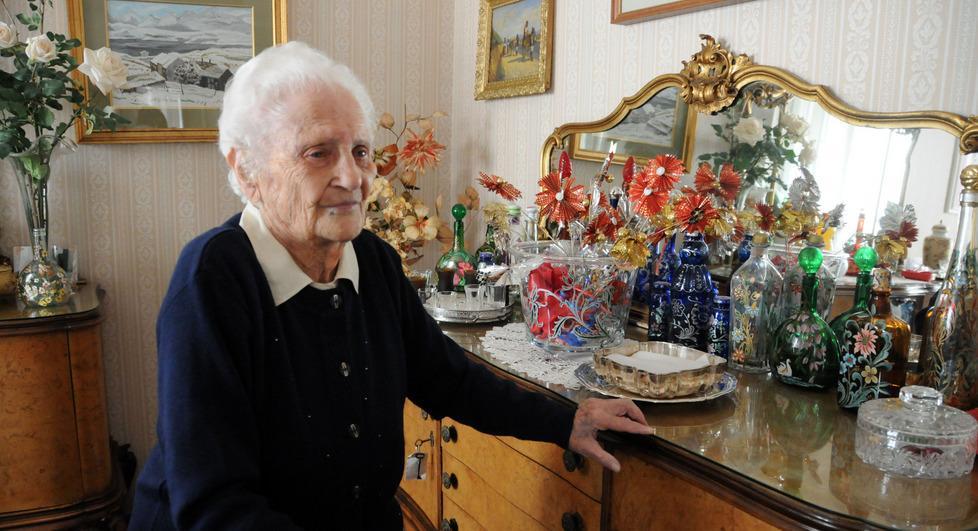 Centocinque anni tra arte buone letture e un bel Vov 