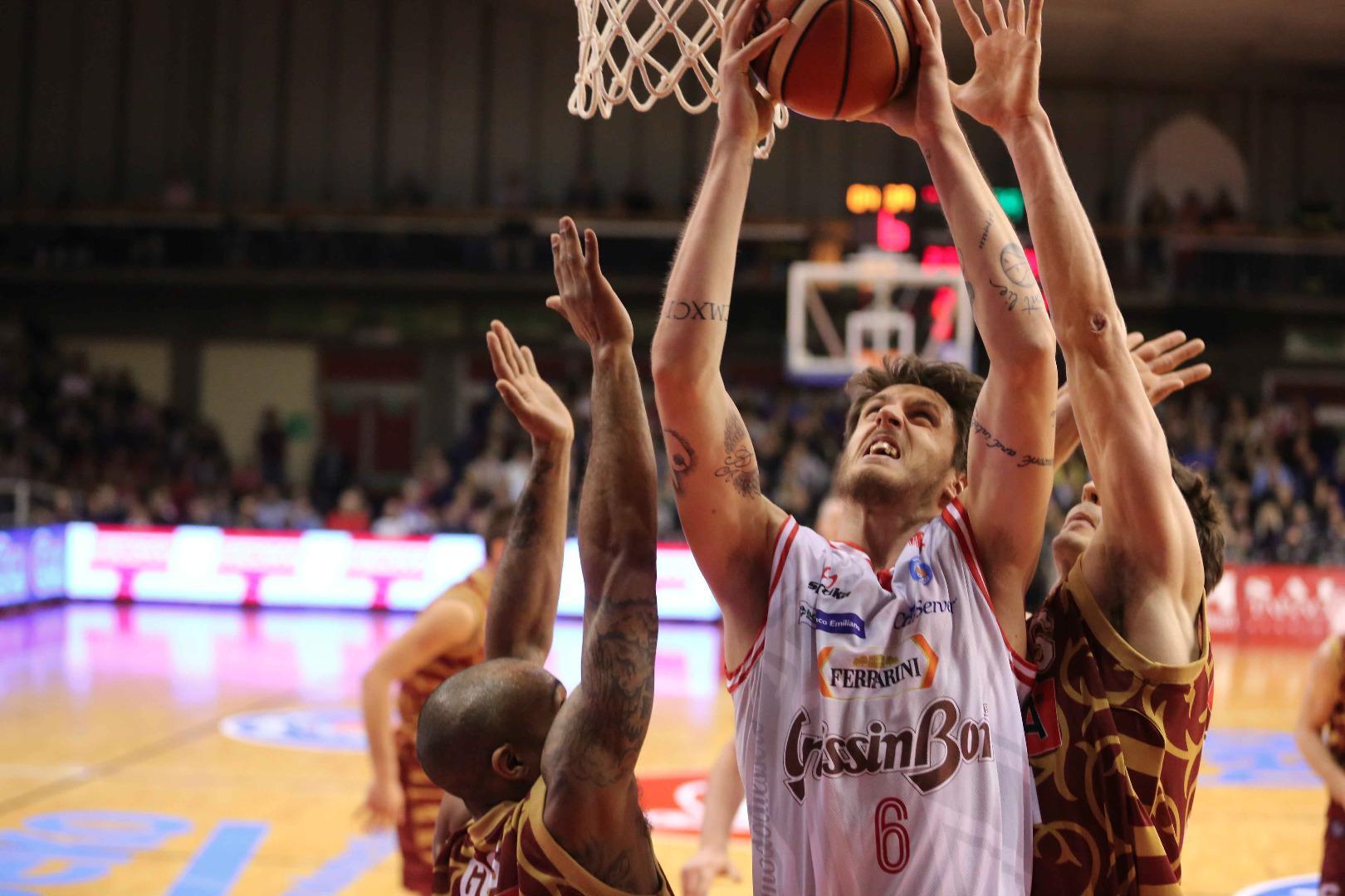 Grissin Bon, con Pistoia bisogna calare il poker