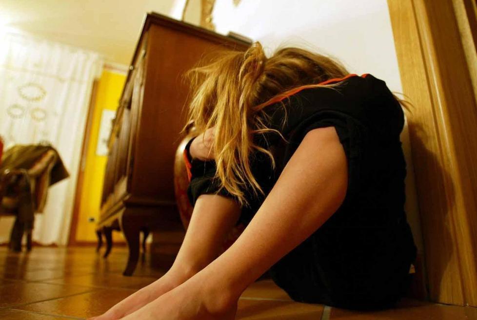 Violenza sessuale, arrestato cinquantenne