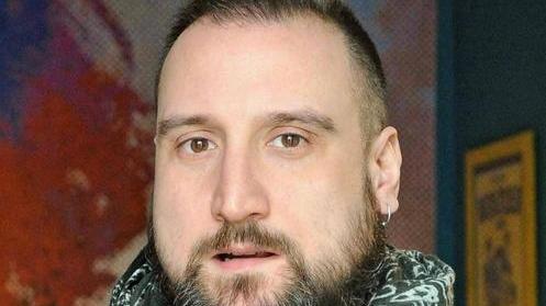 La “buca della musica” dove Matteo propone dischi rari di vinile