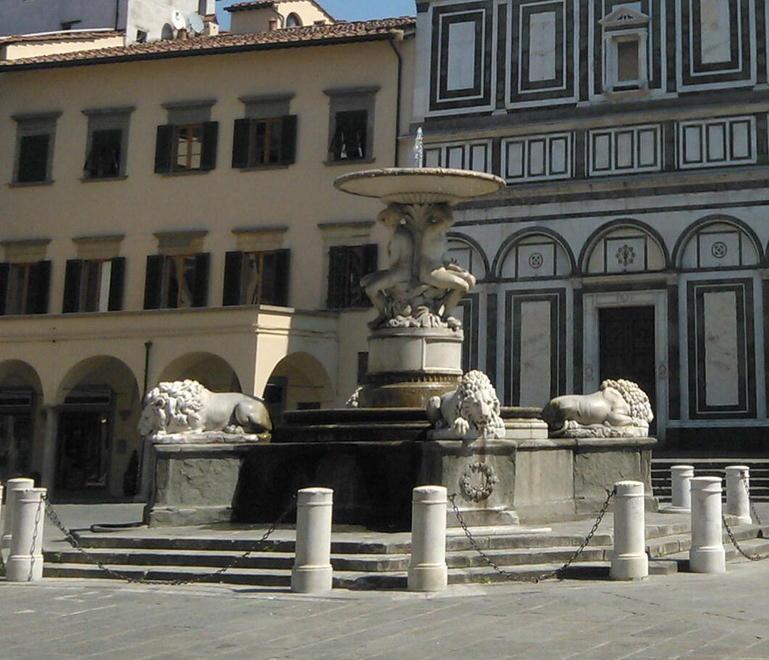 Lavori per ristrutturare la fontana del Pampaloni 