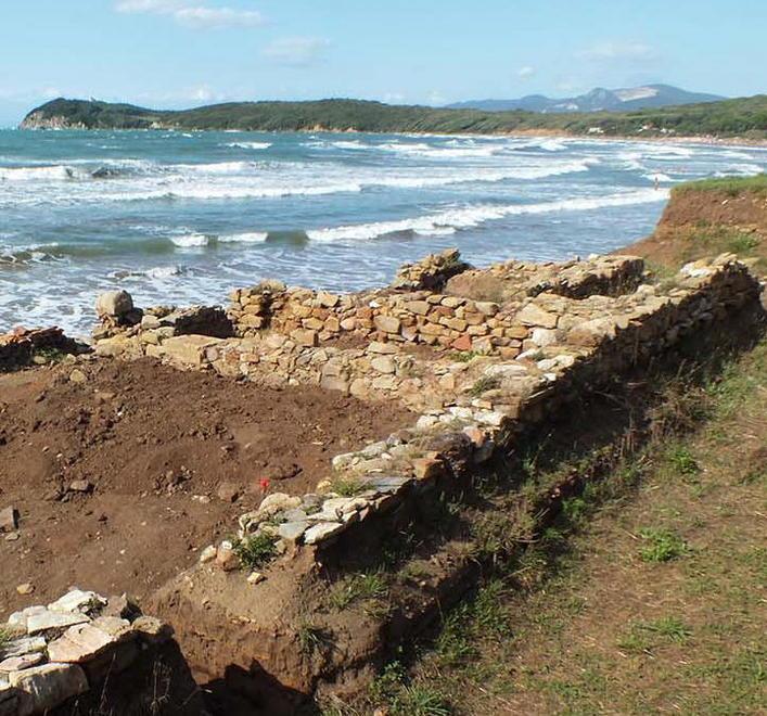 «Stop agli scavi archeologici sulla spiaggia di Baratti»