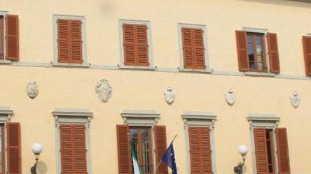 I dipendenti comunali incrociano le braccia il 7 aprile