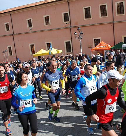 Alla maratona corre la solidarietà 