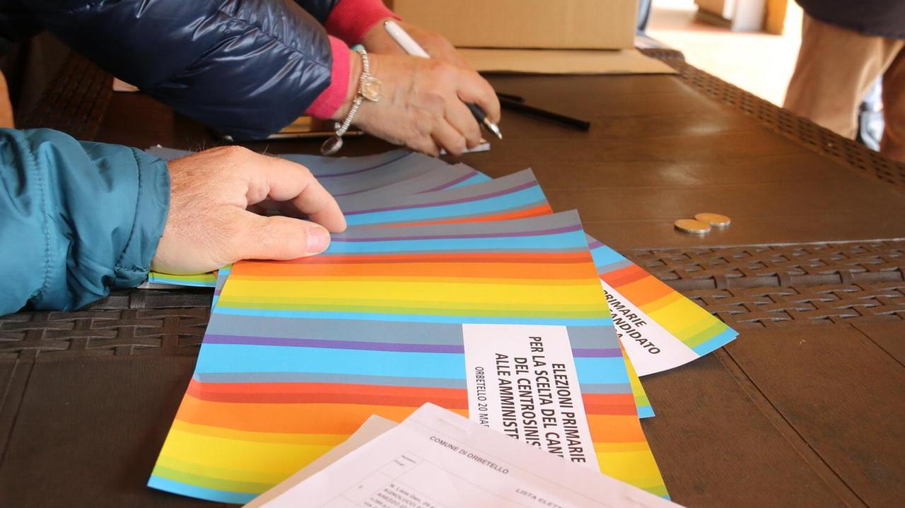 Primarie, affluenza ancora modesta: alle 17 superata quota mille