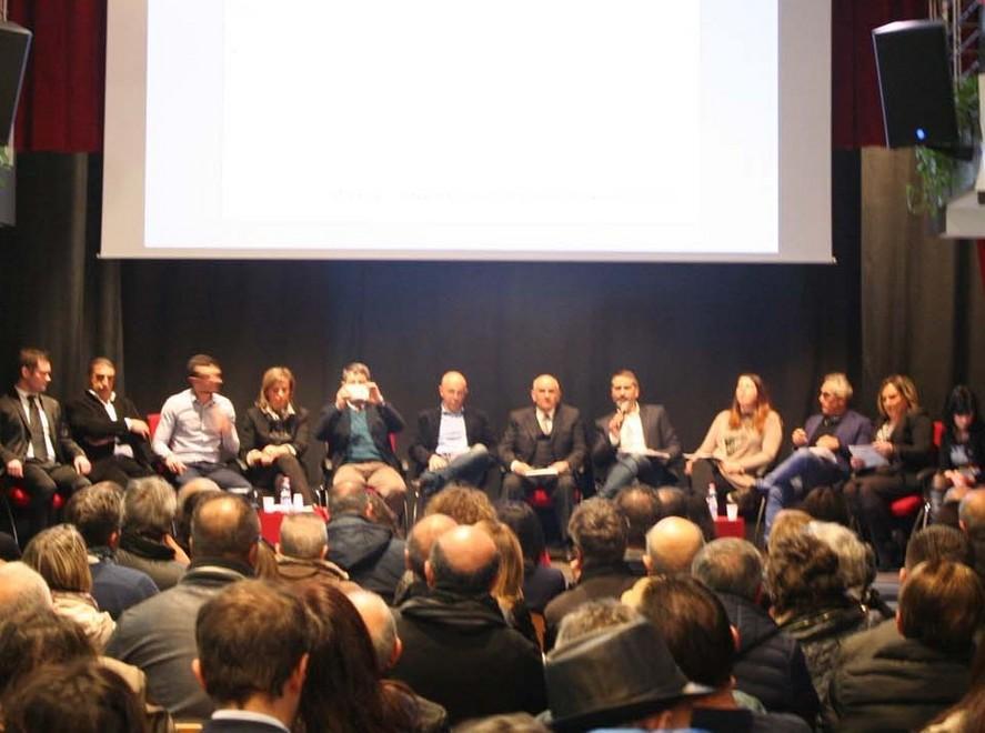 Il sindaco: «Meno tasse appena pagati i debiti» 