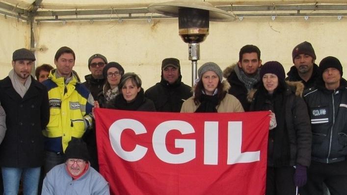 «Vogliamo risposte sugli stipendi»
