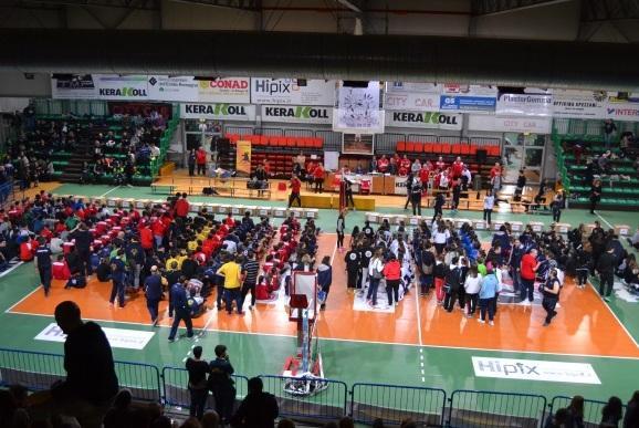 Oltre mille persone per “Benna” 