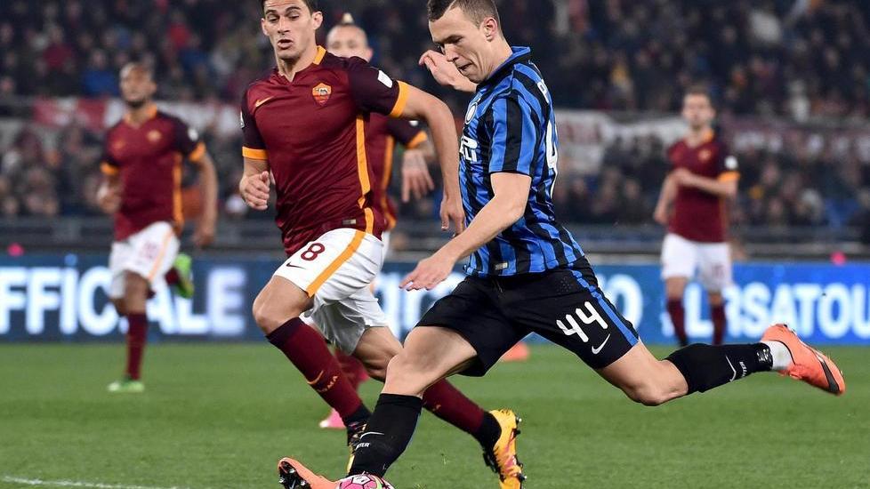 L’Inter spaventa la Roma ma Nainggolan trova il pari