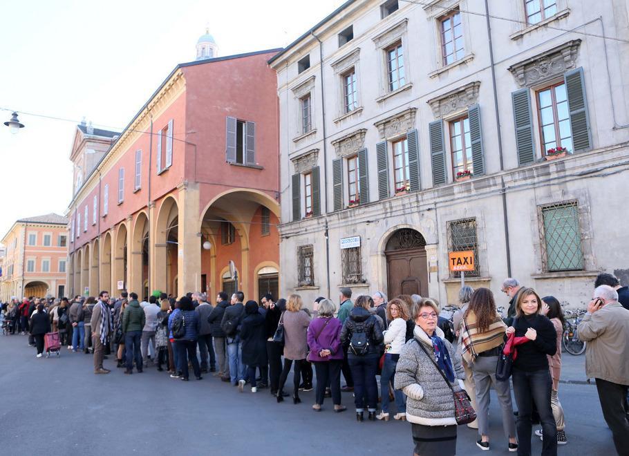 In centinaia alla scoperta dei segreti della Ghiara 