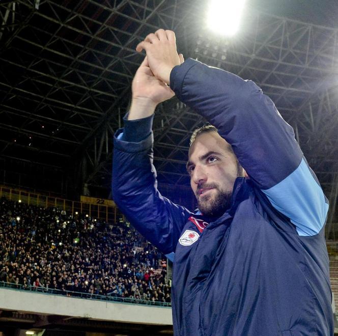 Il Napoli non vuole mollare la presa 