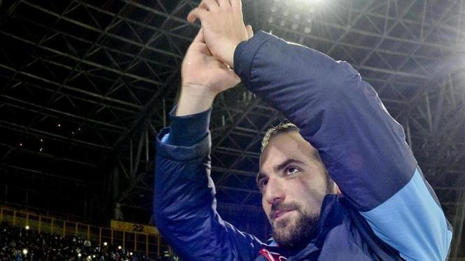 Il Napoli non vuole mollare la presa