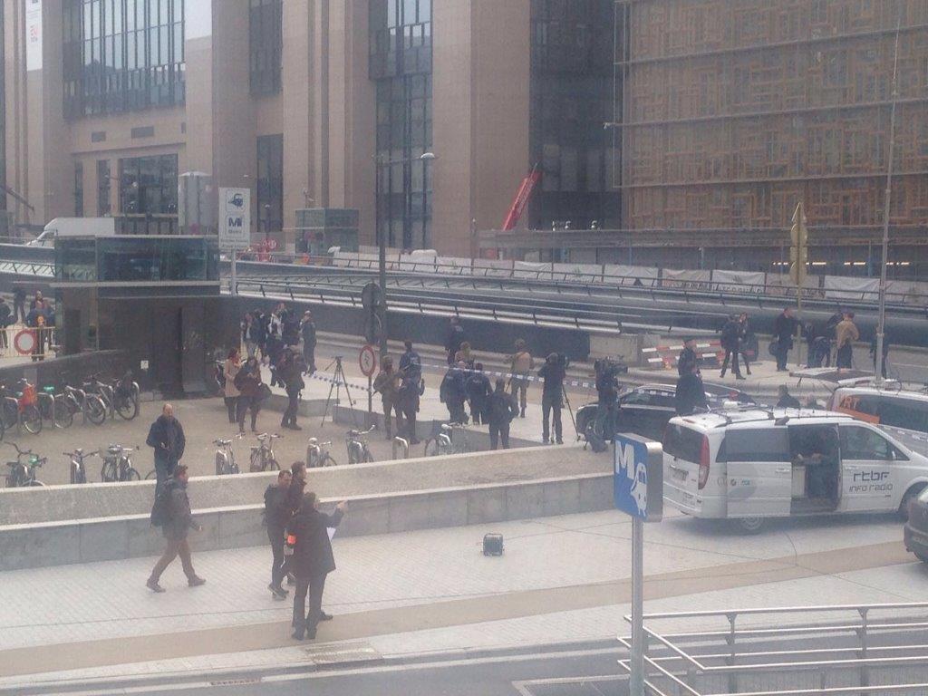 Le foto di Simona Rossi vicino alla stazione di Maelbeek 