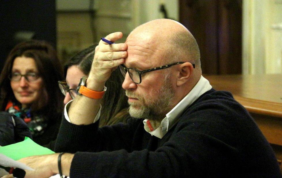 Discarica del Limoncino, il sindaco Nogarin sui presunti abusi: «È una fandonia, mi viene da ridere» 