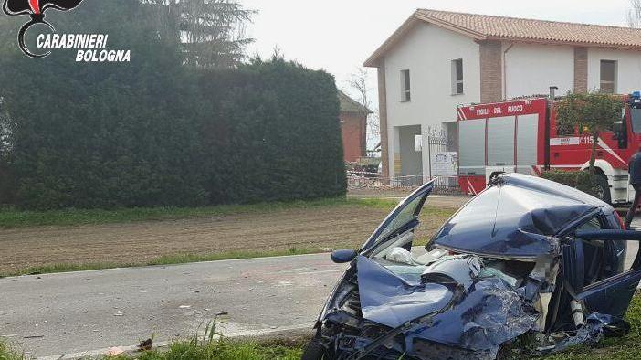 Scontro frontale a Crevalcore, grave un uomo di Ravarino