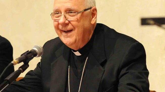 In ospedale l’ex vescovo Bianchi. La diocesi: preghiamo