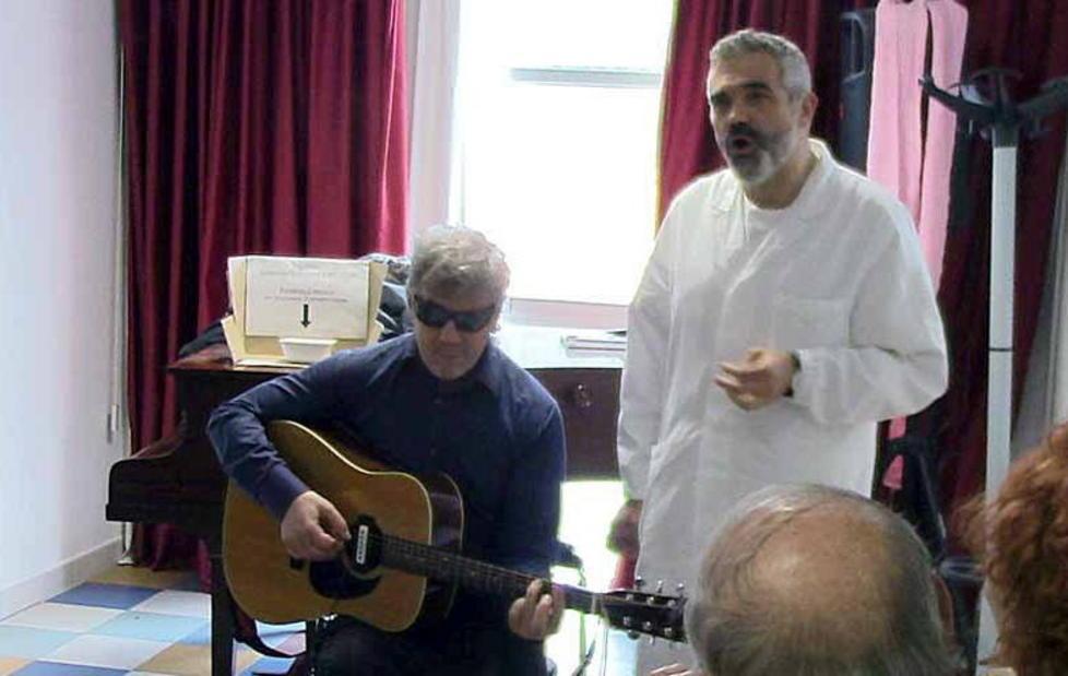 Oncologia, continuano i concerti in reparto 