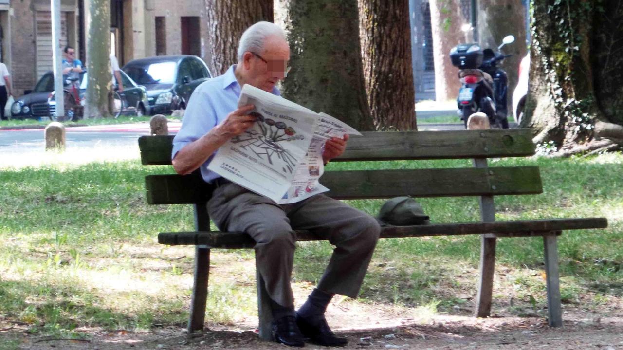 «Sono amico di suo figlio» e truffa un anziano 83enne