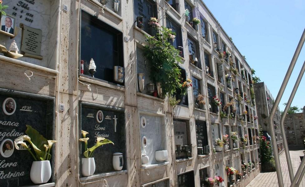Emergenza sepolture in cimitero 