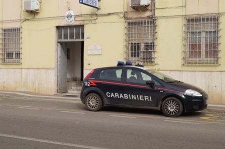 Evadono dai domiciliari per innaffiare piante di marijuana, nei guai due fratelli