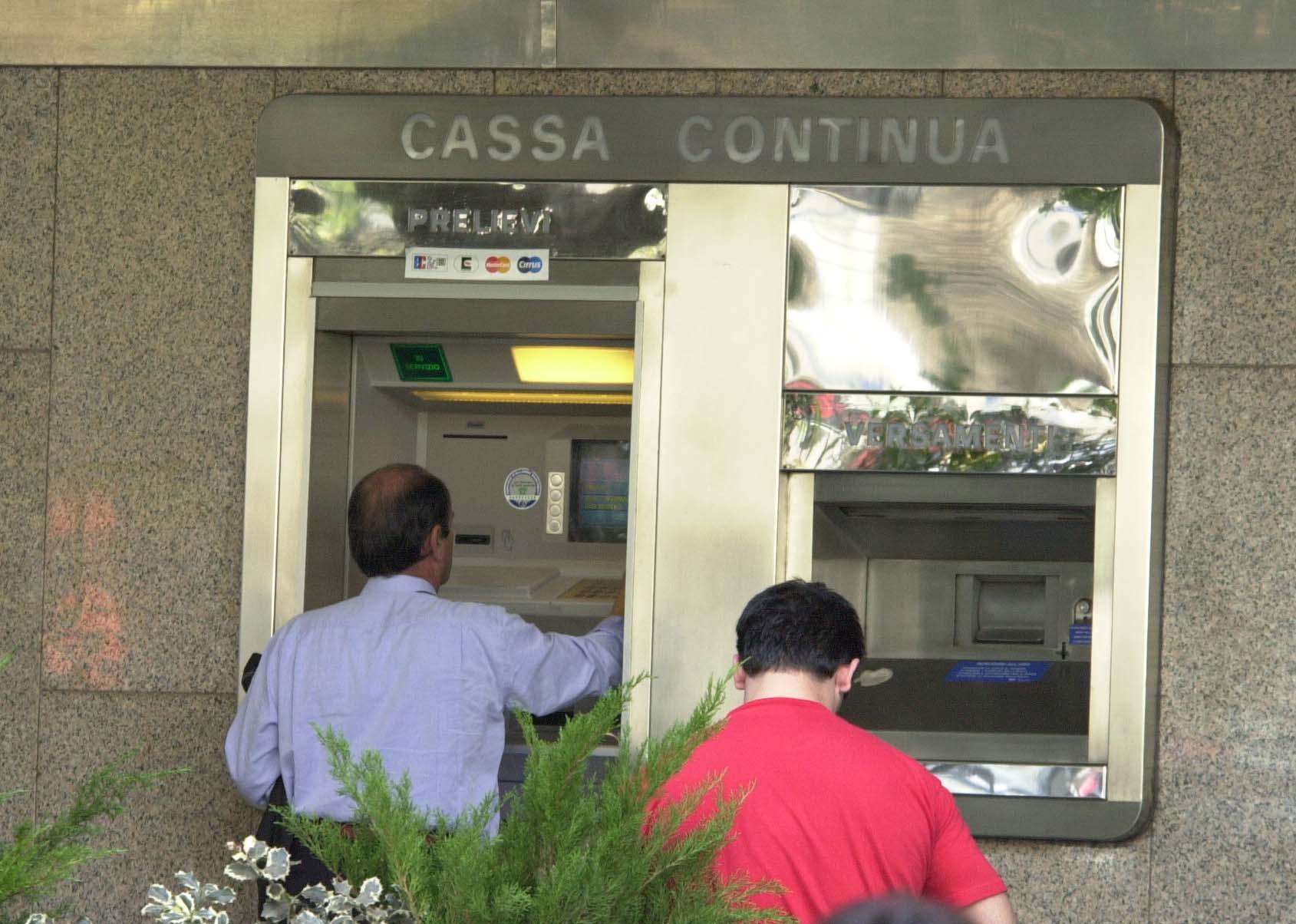 Truffa con il bancomat, la colpa è anche della banca 