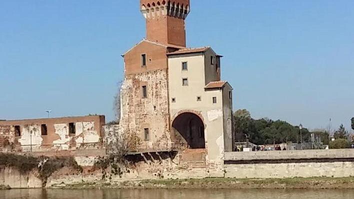 La Torre Guelfa riconquistata dopo il degrado