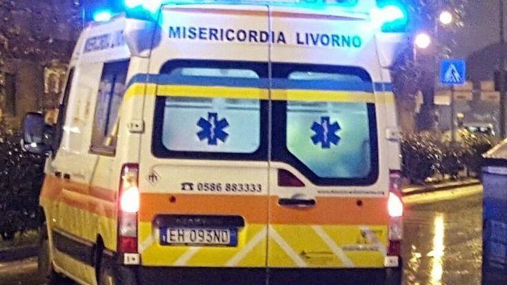 Picchiato con una mazza per gelosia