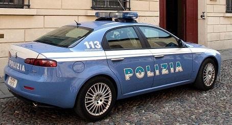 Una volante della polizia