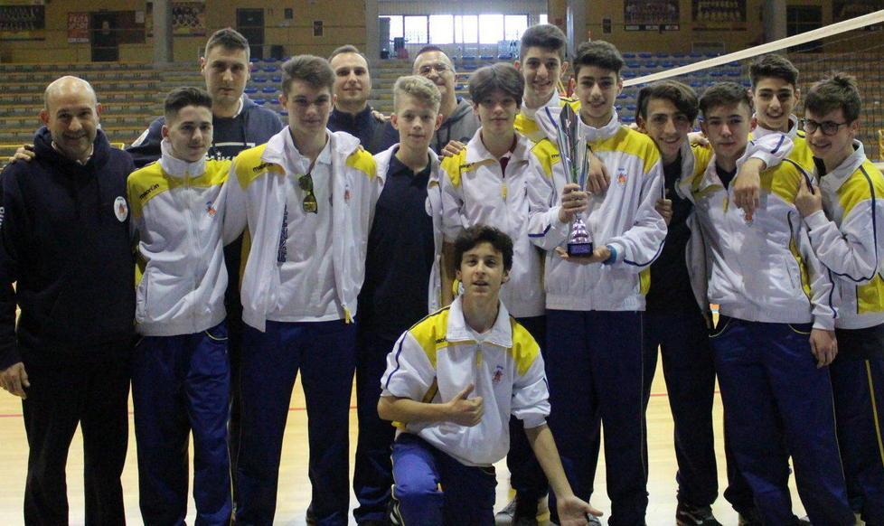 La formazione Under 15 dell'Avis Pistoia che ha vinto il Trofeo internazionale di Cervia e Cesenatico
