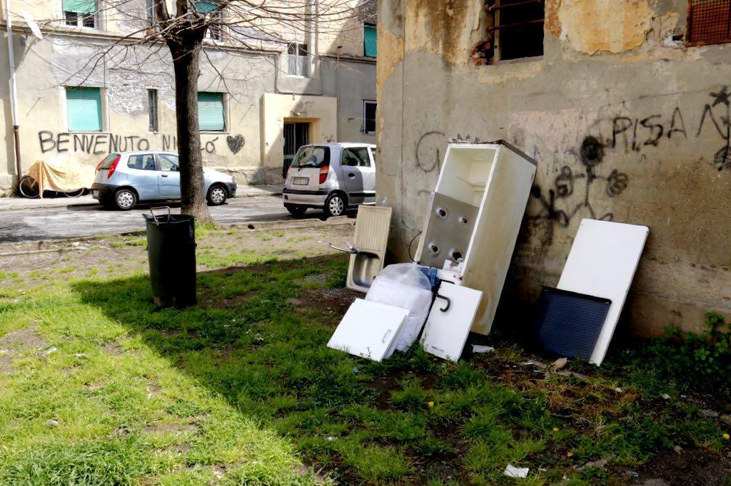 Lo spazio lasciato vuoto dalla rimozione della discarica (Marzi/Pentafoto)