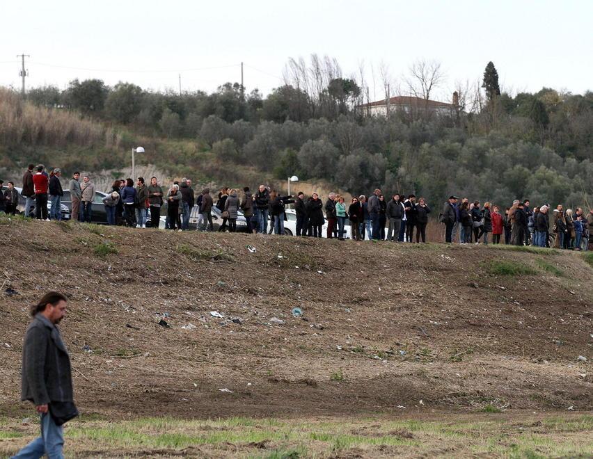 «Ho visto un cadavere nell’Arno» sommozzatori in azione a Empoli 