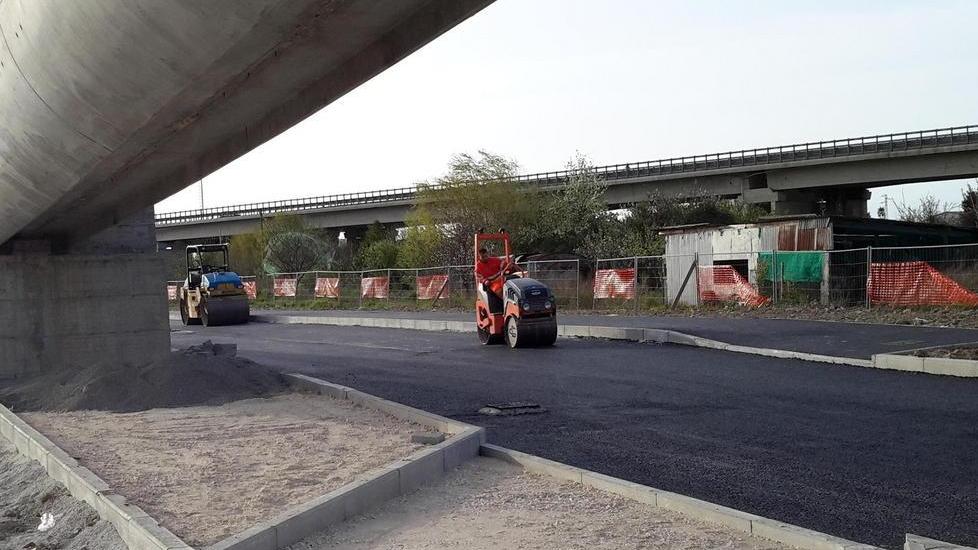 Asfaltatura della nuova strada a S. Giusto