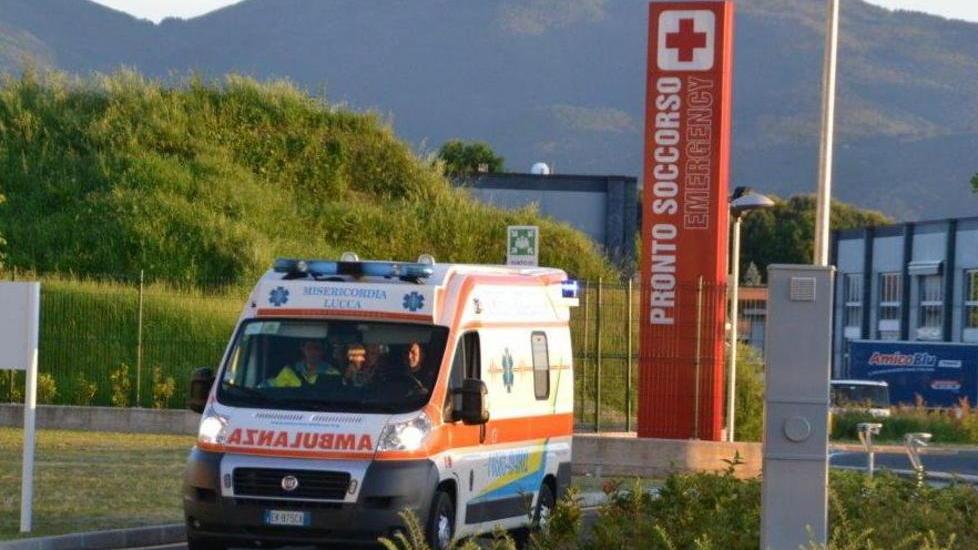 Offese e ceffoni in viale Europa due donne vanno in ospedale