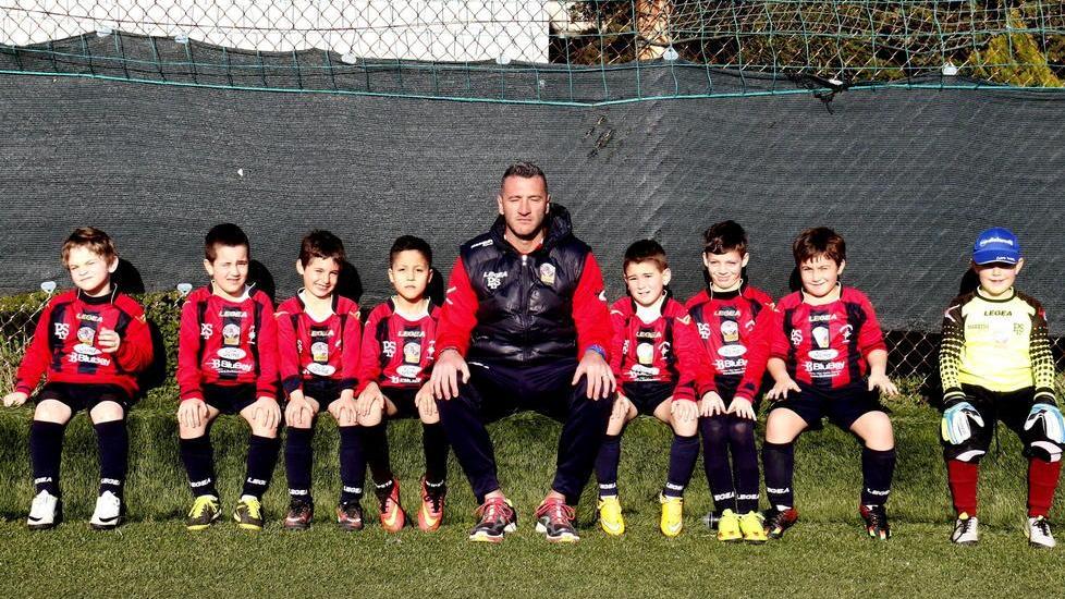 Dentro l’uovo... il pallone Spettacolo alle Sorgenti con Pulcini e Piccoli Amici