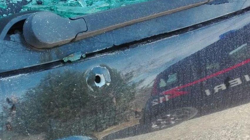 Vicesindaco di Belvì nel mirino Sei spari contro la sua macchina