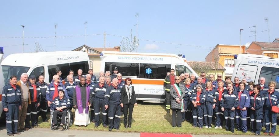 Nuova ambulanza dall’associazione Il Ponte 