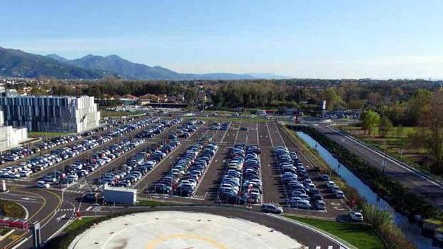 Ospedale Apuane, elisoccorso: via libera al decollo, ma solo durante il giorno