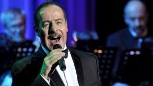 Lopez, crooner di qualità con "Ciao Frankie"